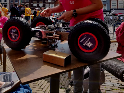 studenten tu delft aan de slag met alcomex drukveren
